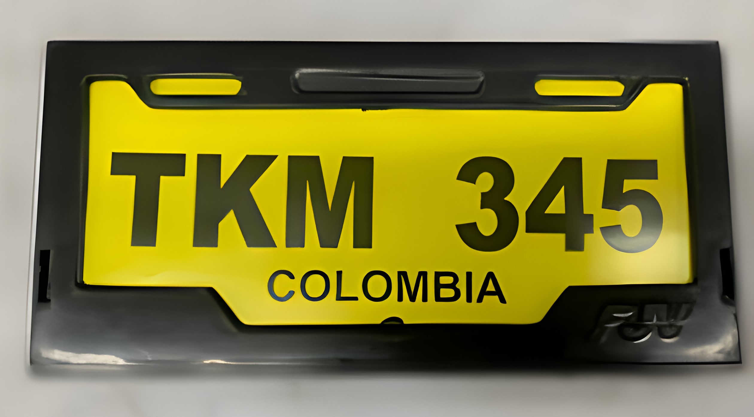 repuestos-moto-portaplaca-plastico-fabricante-distribuidor-colombia